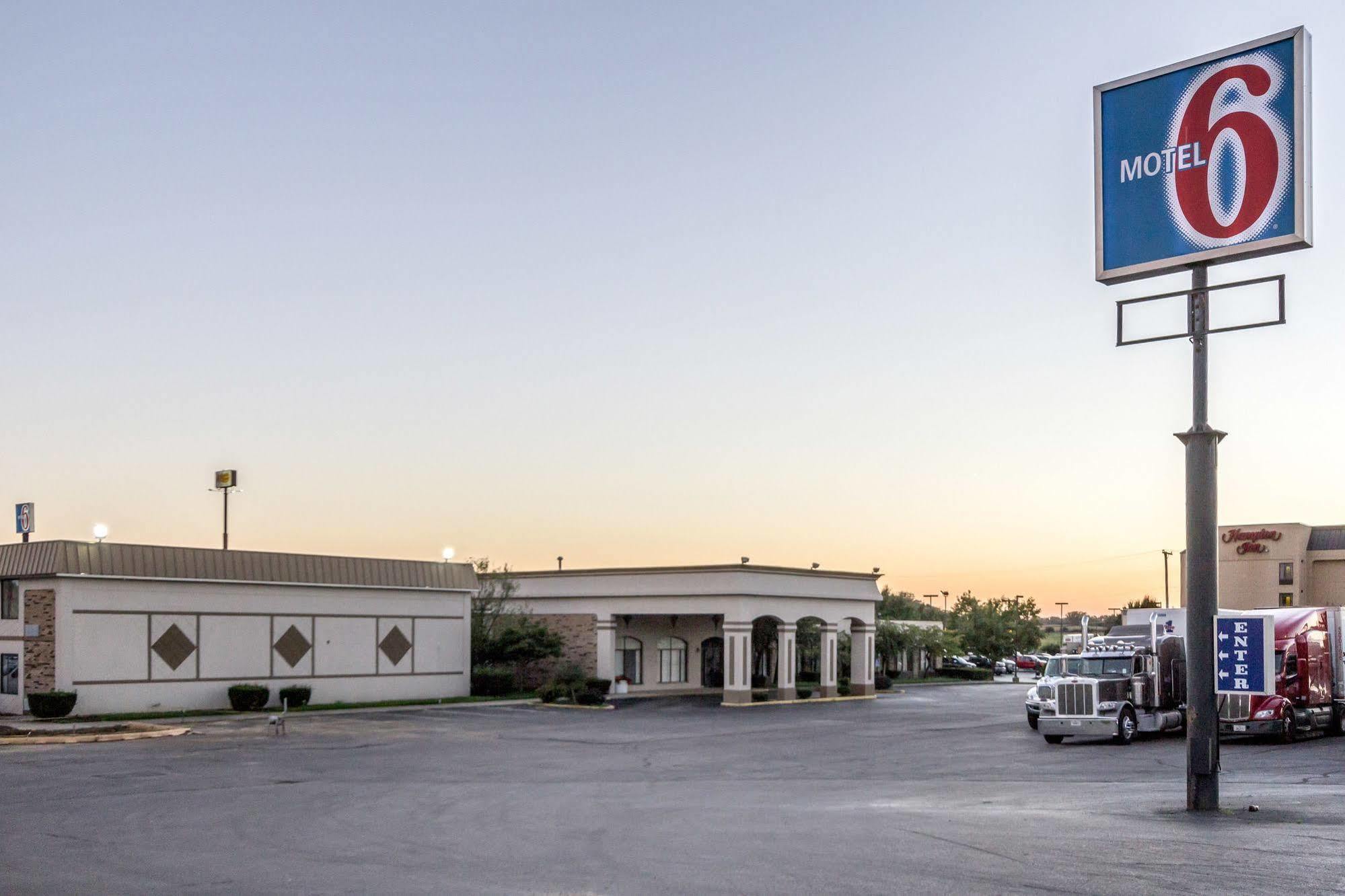Motel 6-Springfield, Oh Exteriér fotografie